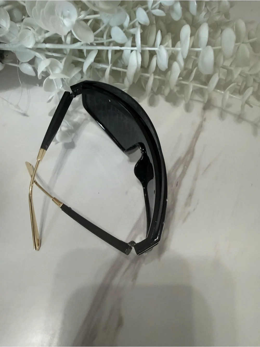 Black and Gold VR Shield Visor Sunglasses
